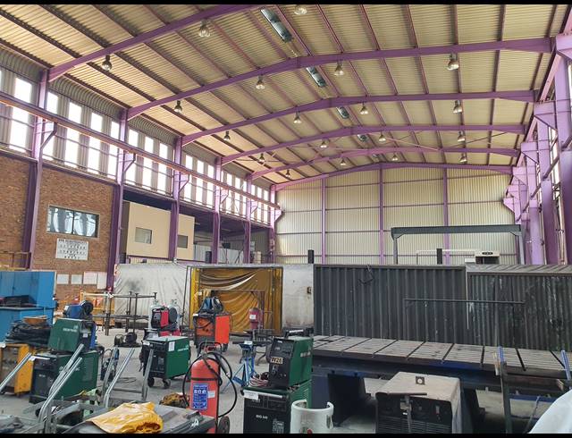 1,358M² FACTORY FOR SALE IN MEYERTON CENTRAL